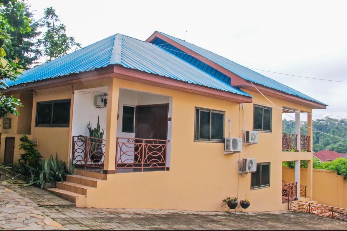 Chalets gallery image 1